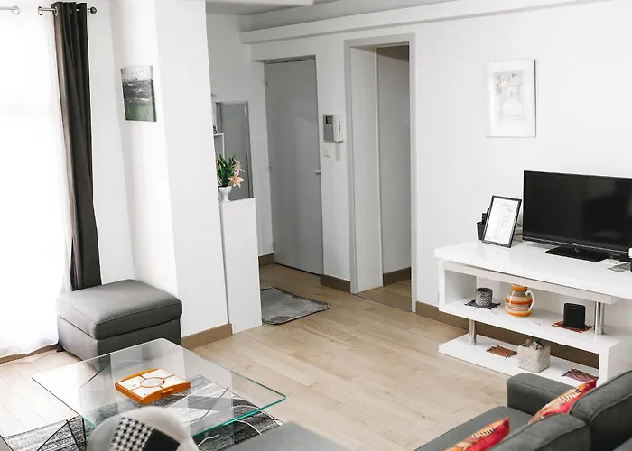 Le Cosy Du Gal, A 2 Pas Du Palais Des Papes Parking Gratuit Securise